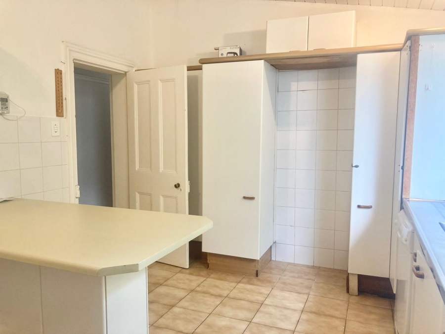 To Let 5 Bedroom Property for Rent in Rondebosch Western Cape